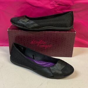 Dexflex Comfort Beccum Women's 8 Black Mesh Women's Flats - New